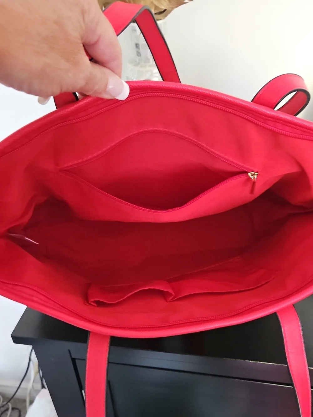 Tote w/ Matching Zip Around Wallet, Red/White, NWOT, (17x11.5x5 tote, 8x4 wallet